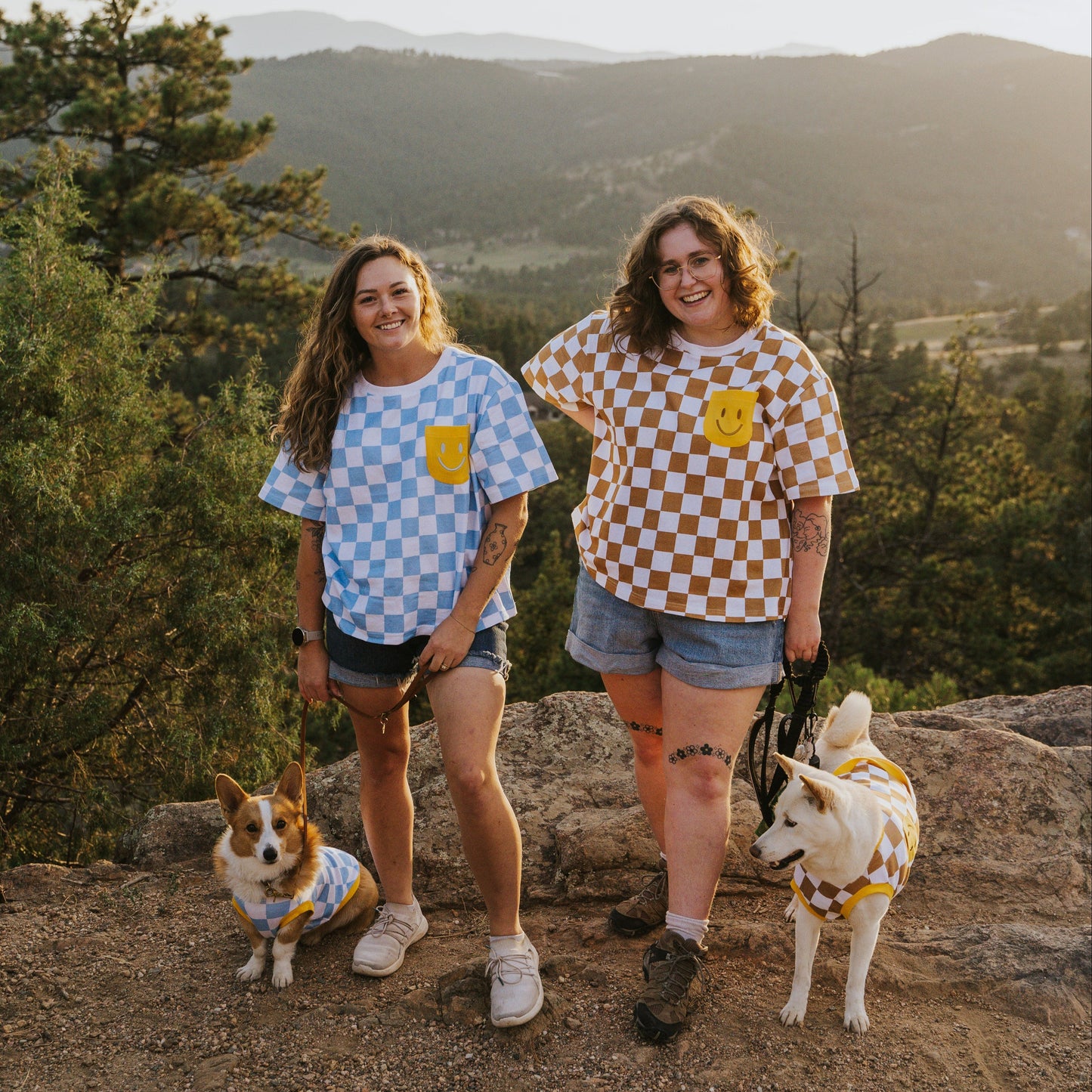 Cotton Smiley Cotton 2-Piece Matching T-shirt For Dog and Dog Parents